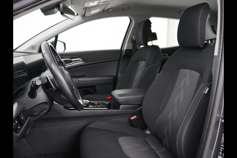 Kia Sportage 1.6 T-GDi Plug-in Hybrid AWD DynamicLine | Adaptive cruise | Camera | Carplay | Navigatie | Digital Cockpit | 19'' | Climate control | Full LED | Parkeerhulp | PHEV | Plug In