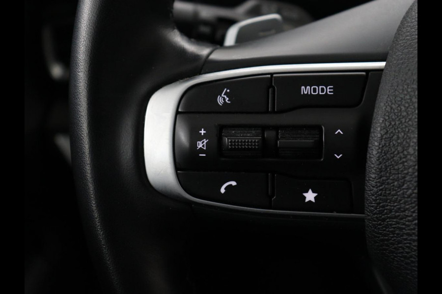 Kia Sportage 1.6 T-GDi Plug-in Hybrid AWD DynamicLine | Adaptive cruise | Camera | Carplay | Navigatie | Digital Cockpit | 19'' | Climate control | Full LED | Parkeerhulp | PHEV | Plug In