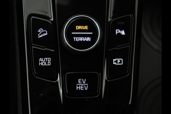 Kia Sportage 1.6 T-GDi Plug-in Hybrid AWD DynamicLine | Adaptive cruise | Camera | Carplay | Navigatie | Digital Cockpit | 19'' | Climate control | Full LED | Parkeerhulp | PHEV | Plug In