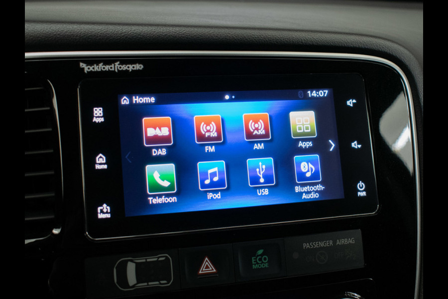 Mitsubishi Outlander 2.0 Connect Pro Sport (APPLE CARPLAY,NAVI,CAMERA,360 VIEW,STOEL/STUUR VERWARMING,CLIMATE,CRUISE,LM VELGEN)