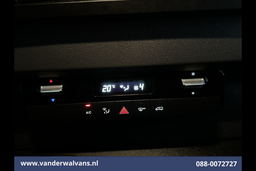 Mercedes-Benz Sprinter 317 CDI 170pk L3H2 Euro6 Airco | Camera | Navigatie | Apple Carplay | Trekhaak Android Auto, Parkeersensoren, Bijrijdersbank