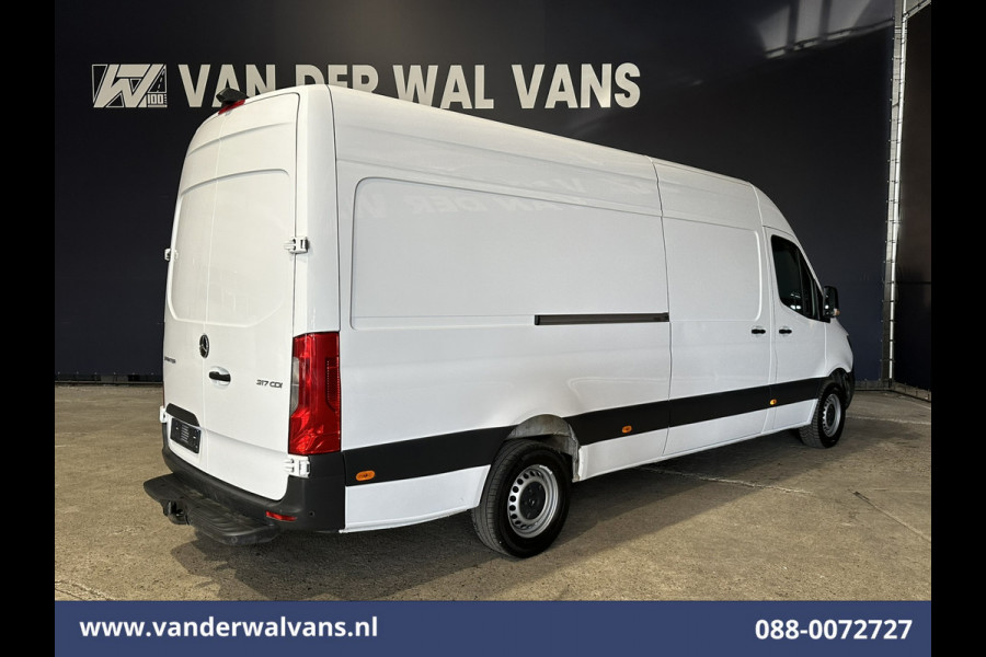 Mercedes-Benz Sprinter 317 CDI 170pk L3H2 Euro6 Airco | Camera | Navigatie | Apple Carplay | Trekhaak Android Auto, Parkeersensoren, Bijrijdersbank