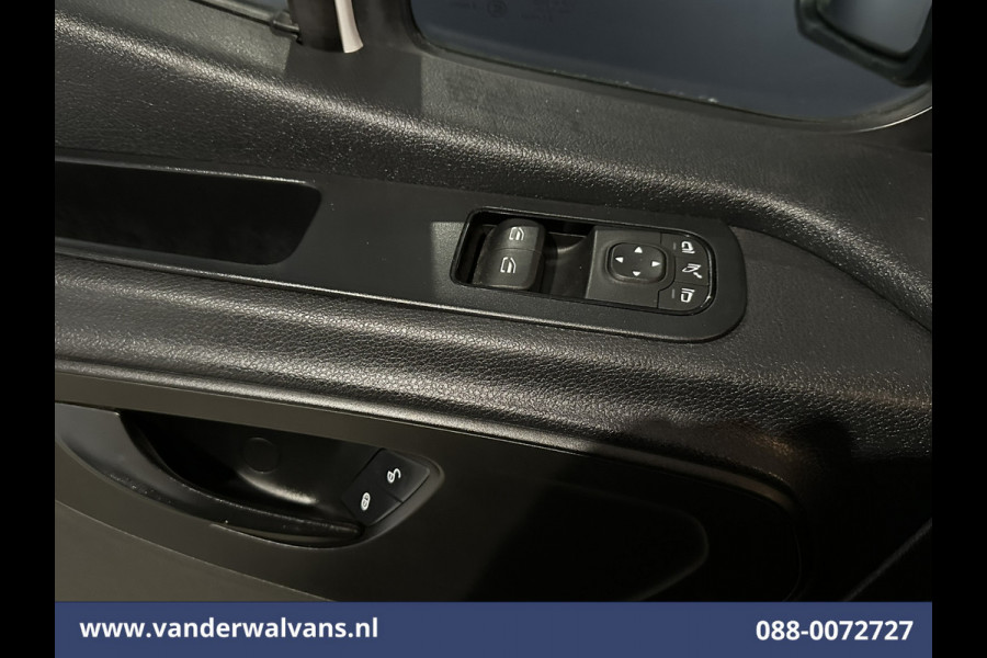 Mercedes-Benz Sprinter 317 CDI 170pk L3H2 Euro6 Airco | Camera | Navigatie | Apple Carplay | Trekhaak Android Auto, Parkeersensoren, Bijrijdersbank