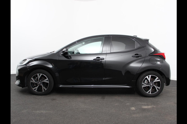 Toyota Yaris 1.5 Hybrid Dynamic Automaat | Climate control | Cruise control adaptive | LED | Achteruitrijcamera | Lane assist | Navigatie | Apple Carplay/ Android Auto |
