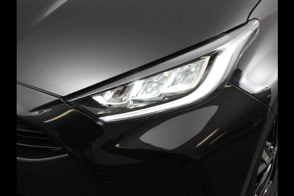 Toyota Yaris 1.5 Hybrid Dynamic Automaat | Climate control | Cruise control adaptive | LED | Achteruitrijcamera | Lane assist | Navigatie | Apple Carplay/ Android Auto |