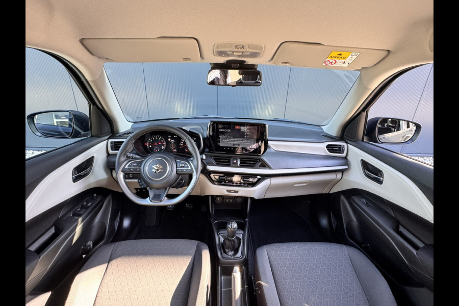 Suzuki Swift 1.2 Style Smart Hybrid | Camera | Parkeersensoren | Navigatie | Stoelverwarming | Apple Carplay/Android Auto | Cruise control