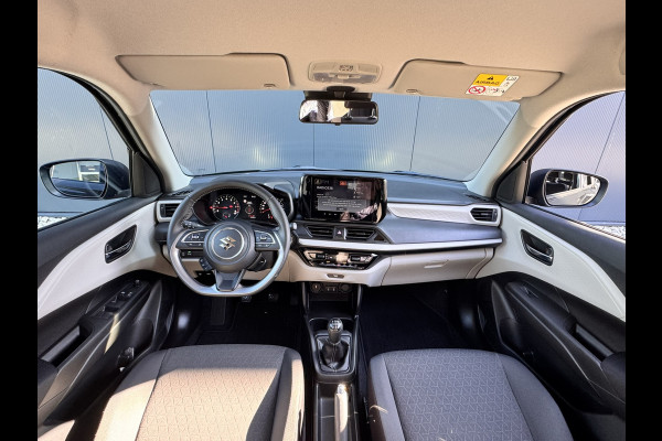 Suzuki Swift 1.2 Style Smart Hybrid | Camera | Parkeersensoren | Navigatie | Stoelverwarming | Apple Carplay/Android Auto | Cruise control