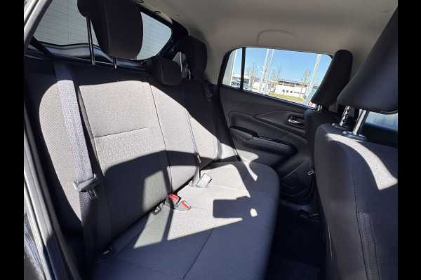 Suzuki Swift 1.2 Style Smart Hybrid | Camera | Parkeersensoren | Navigatie | Stoelverwarming | Apple Carplay/Android Auto | Cruise control