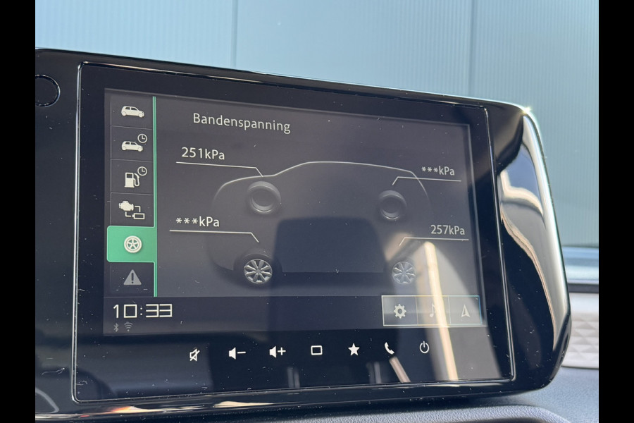 Suzuki Swift 1.2 Style Smart Hybrid | Camera | Parkeersensoren | Navigatie | Stoelverwarming | Apple Carplay/Android Auto | Cruise control