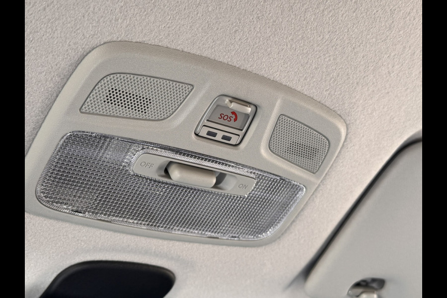 Suzuki Swift 1.2 Style Smart Hybrid | Camera | Parkeersensoren | Navigatie | Stoelverwarming | Apple Carplay/Android Auto | Cruise control