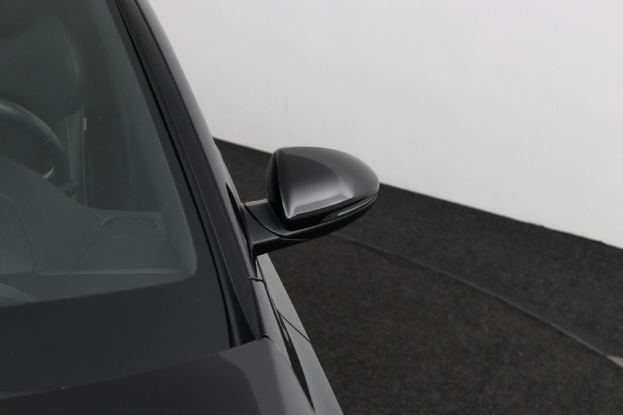 Kia Xceed 1.5 T-GDi GT-Line - Panorama dak - Stoel/Stuur verwarming - Navigatie - Climate Control - Achteruitrijcamera - Elektrische Achterklep - Fabrieksgarantie tot 03-2031