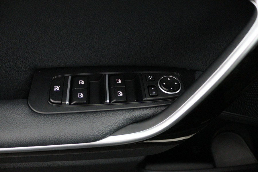Kia Xceed 1.5 T-GDi GT-Line - Panorama dak - Stoel/Stuur verwarming - Navigatie - Climate Control - Achteruitrijcamera - Elektrische Achterklep - Fabrieksgarantie tot 03-2031