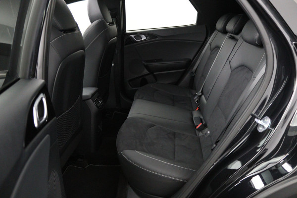Kia Xceed 1.5 T-GDi GT-Line - Panorama dak - Stoel/Stuur verwarming - Navigatie - Climate Control - Achteruitrijcamera - Elektrische Achterklep - Fabrieksgarantie tot 03-2031