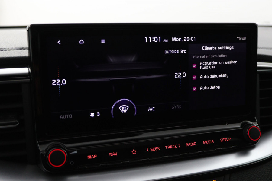 Kia Xceed 1.5 T-GDi GT-Line - Panorama dak - Stoel/Stuur verwarming - Navigatie - Climate Control - Achteruitrijcamera - Elektrische Achterklep - Fabrieksgarantie tot 03-2031