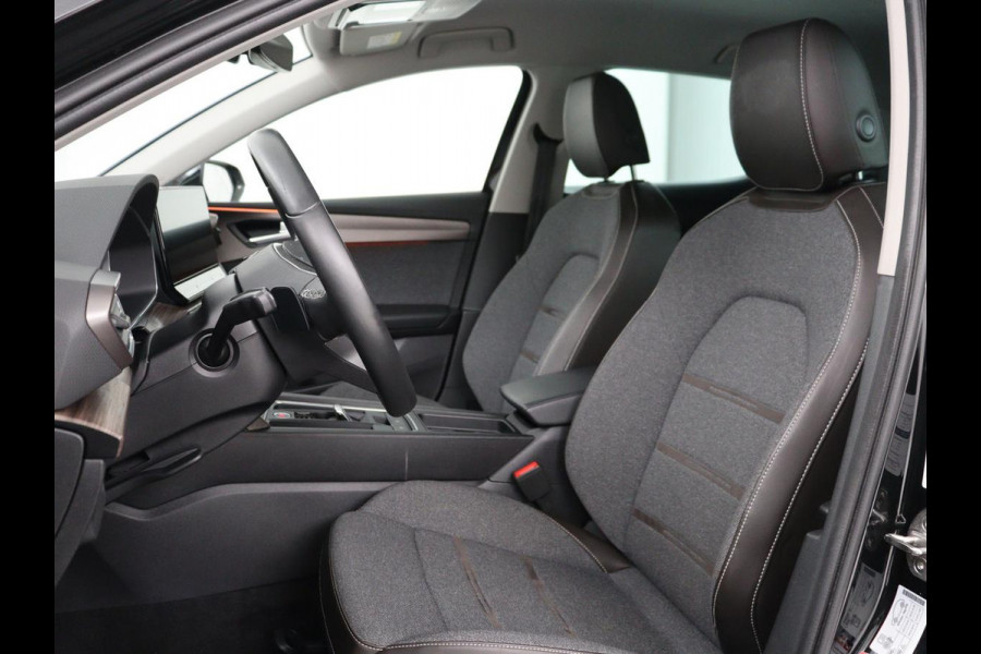 Seat Leon 1.4 TSI eHybrid PHEV Xcellence | Stoel & stuurverwarming | Sfeerverlichting | Keyless | Navigatie | Park Assist | Cruise control | Digital Cockpit | Climate control | Plug In