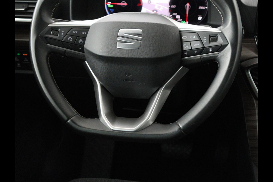 Seat Leon 1.4 TSI eHybrid PHEV Xcellence | Stoel & stuurverwarming | Sfeerverlichting | Keyless | Navigatie | Park Assist | Cruise control | Digital Cockpit | Climate control | Plug In