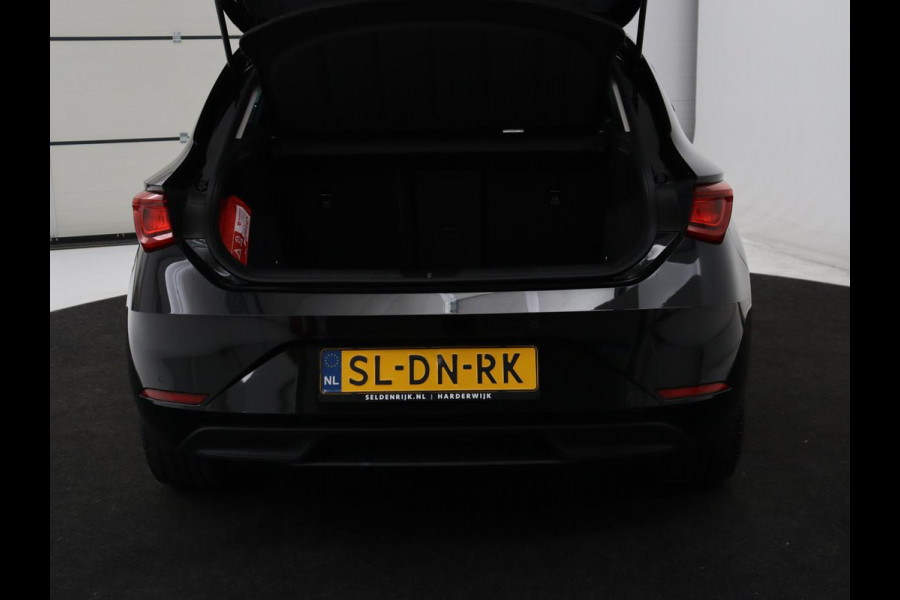 Seat Leon 1.4 TSI eHybrid PHEV Xcellence | Stoel & stuurverwarming | Sfeerverlichting | Keyless | Navigatie | Park Assist | Cruise control | Digital Cockpit | Climate control | Plug In