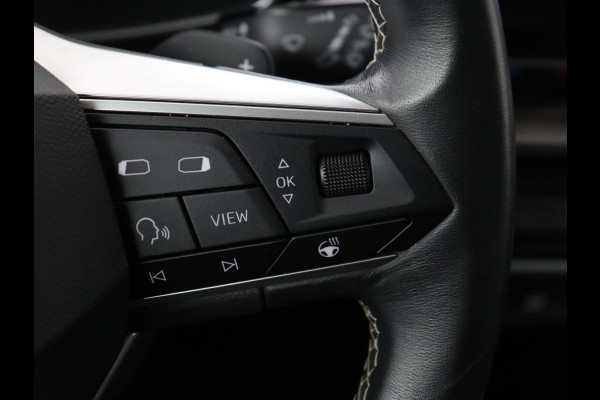 Seat Leon 1.4 TSI eHybrid PHEV Xcellence | Stoel & stuurverwarming | Sfeerverlichting | Keyless | Navigatie | Park Assist | Cruise control | Digital Cockpit | Climate control | Plug In