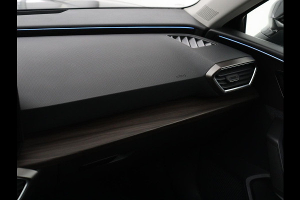 Seat Leon 1.4 TSI eHybrid PHEV Xcellence | Stoel & stuurverwarming | Sfeerverlichting | Keyless | Navigatie | Park Assist | Cruise control | Digital Cockpit | Climate control | Plug In