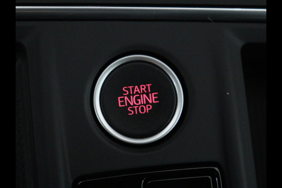 Seat Leon 1.4 TSI eHybrid PHEV Xcellence | Stoel & stuurverwarming | Sfeerverlichting | Keyless | Navigatie | Park Assist | Cruise control | Digital Cockpit | Climate control | Plug In