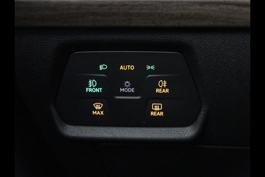 Seat Leon 1.4 TSI eHybrid PHEV Xcellence | Stoel & stuurverwarming | Sfeerverlichting | Keyless | Navigatie | Park Assist | Cruise control | Digital Cockpit | Climate control | Plug In