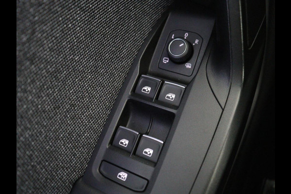 Seat Leon 1.4 TSI eHybrid PHEV Xcellence | Stoel & stuurverwarming | Sfeerverlichting | Keyless | Navigatie | Park Assist | Cruise control | Digital Cockpit | Climate control | Plug In