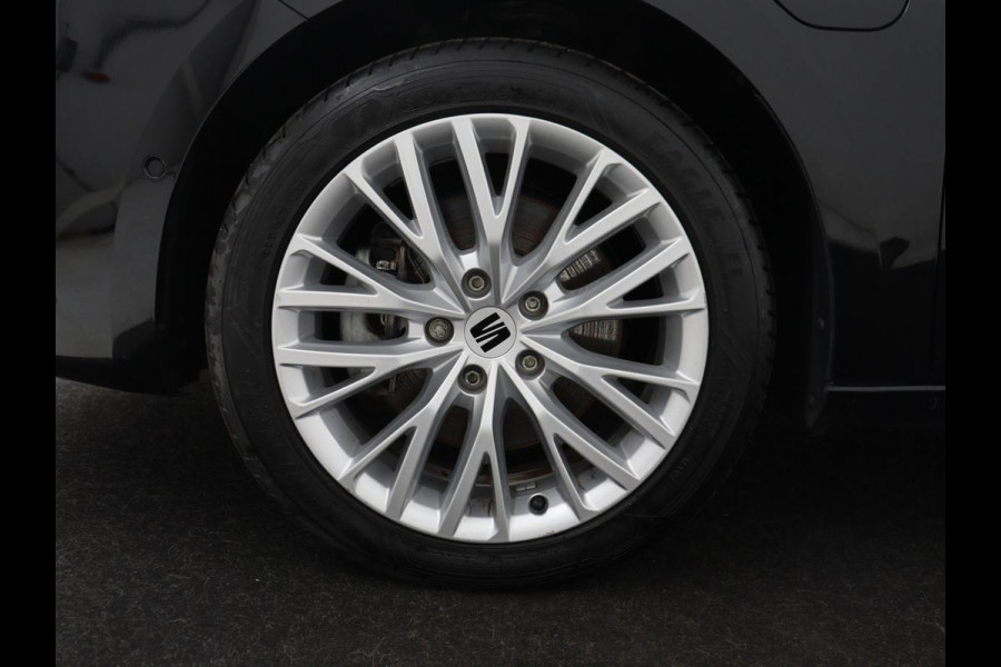 Seat Leon 1.4 TSI eHybrid PHEV Xcellence | Stoel & stuurverwarming | Sfeerverlichting | Keyless | Navigatie | Park Assist | Cruise control | Digital Cockpit | Climate control | Plug In