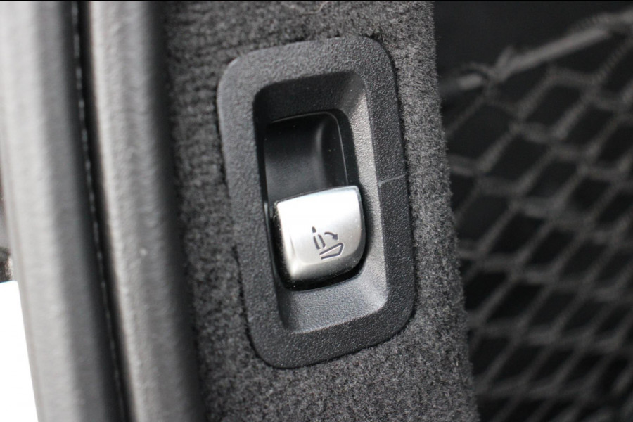 Mercedes-Benz C-Klasse Estate 180 AMG | MY 2019 | NL - Auto | Leer | Trekhaak