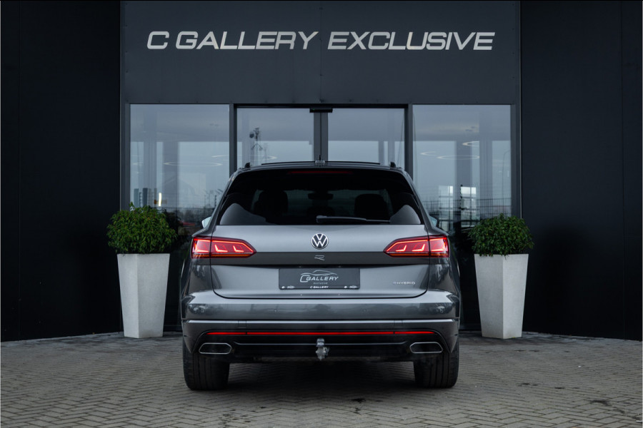 Volkswagen Touareg 3.0 TSi 4MOTION R - Panorama | Luchtvering | Elek. Trekhaak | Memory | 360 Camera