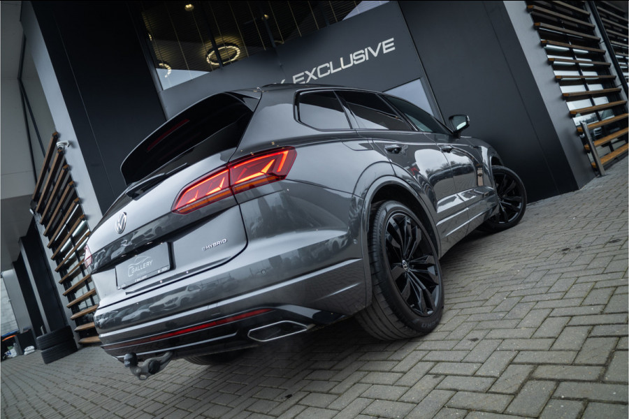 Volkswagen Touareg 3.0 TSi 4MOTION R - Panorama | Luchtvering | Elek. Trekhaak | Memory | 360 Camera