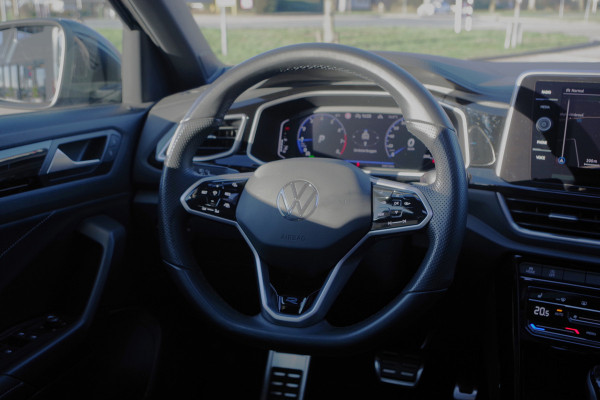 Volkswagen T-Roc 1.5 TSI R-Line Automaat Business+, Panoramadak, Leder, Carplay, Camera,