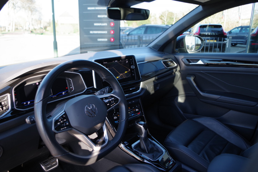 Volkswagen T-Roc 1.5 TSI R-Line Automaat Business+, Panoramadak, Leder, Carplay, Camera,