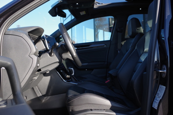 Volkswagen T-Roc 1.5 TSI R-Line Automaat Business+, Panoramadak, Leder, Carplay, Camera,