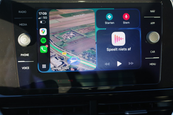 Volkswagen T-Roc 1.5 TSI R-Line Automaat Business+, Panoramadak, Leder, Carplay, Camera,