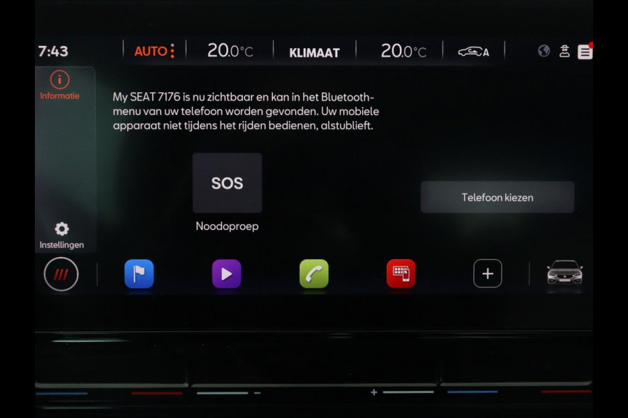 Seat Leon 1.5 eTSI Style Launch Edition | Trekhaak | Adaptive cruise | Camera | Carplay | Navigatie | DAB | Parkeerhulp | Digital Cockpit | Climate control | Bluetooth