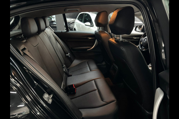BMW 1-serie 116d Edition Sport Line Shadow Executive / Navigatie