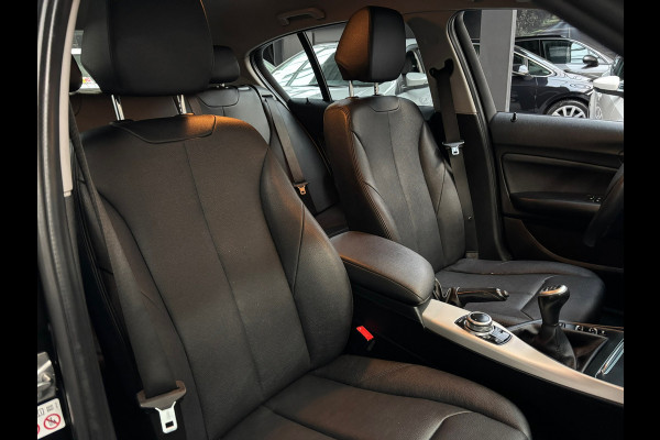 BMW 1-serie 116d Edition Sport Line Shadow Executive / Navigatie