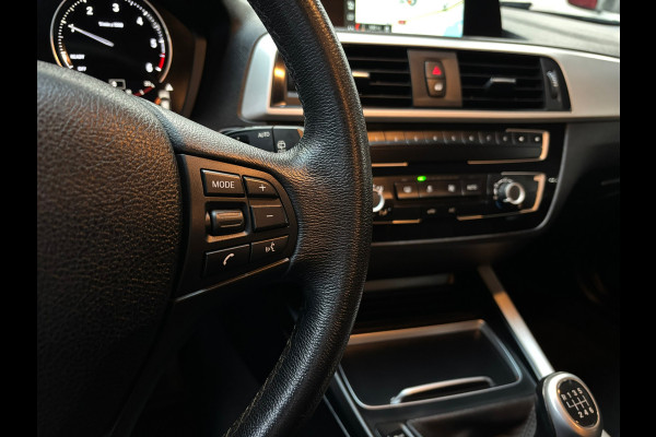 BMW 1-serie 116d Edition Sport Line Shadow Executive / Navigatie