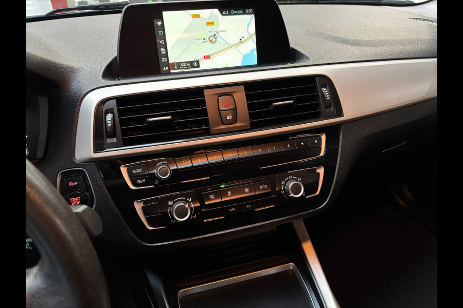 BMW 1-serie 116d Edition Sport Line Shadow Executive / Navigatie