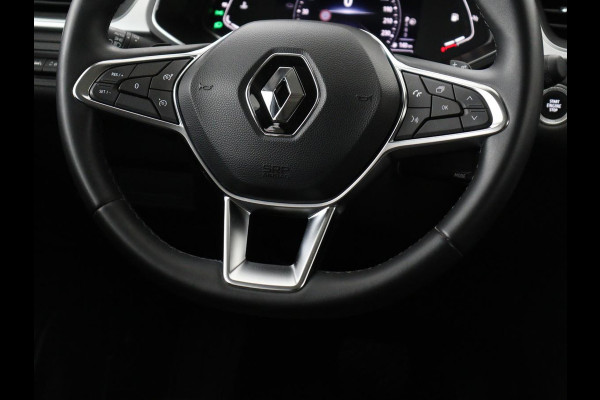 Renault Captur 1.3 TCe Intens | Panoramadak | 360 Camera | Trekhaak | Half leder | Carplay | Keyless | Climate control | Full LED | Getint glas | Cruise control | Parkeerhulp