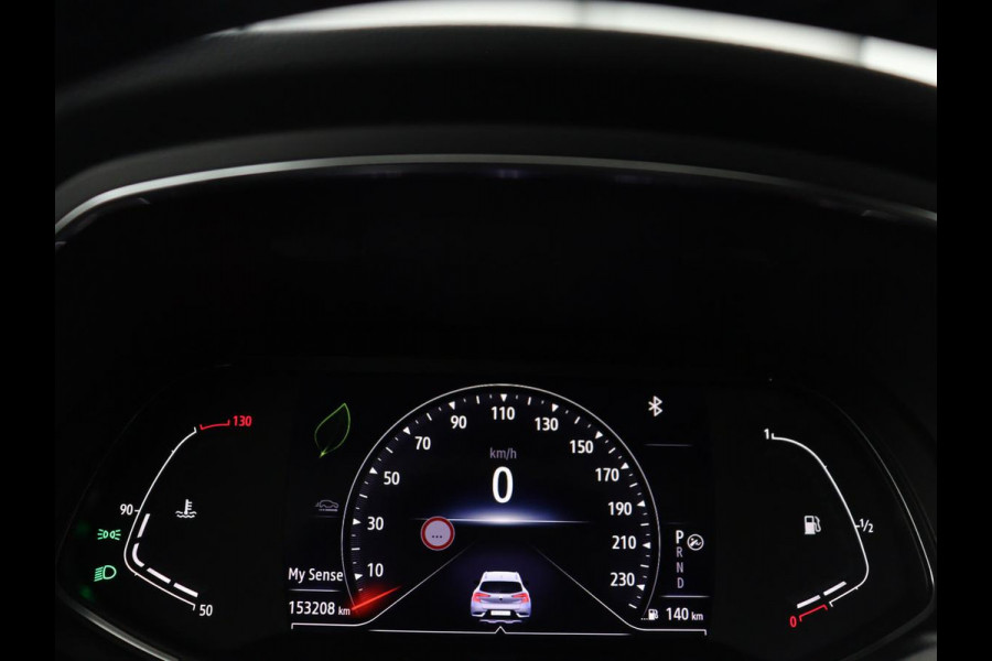 Renault Captur 1.3 TCe Intens | Panoramadak | 360 Camera | Trekhaak | Half leder | Carplay | Keyless | Climate control | Full LED | Getint glas | Cruise control | Parkeerhulp