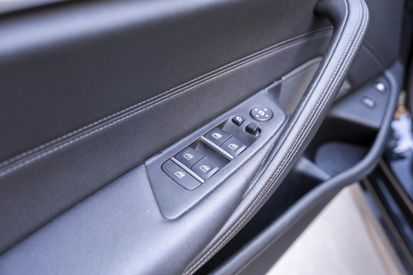 BMW 5 Serie 530e M-Sport | H&K | Leder | Carplay | Camera