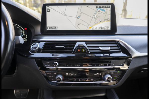 BMW 5 Serie 530e M-Sport | H&K | Leder | Carplay | Camera