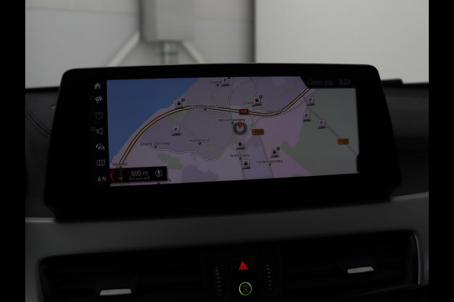 BMW X2 xDrive25e High Executive | Head-Up | Leder | Sportstoelen | Stoelverwarming | Park Assist | Navigatie | Full LED | Climate control | Bluetooth | Cruise control | Individual Storm Bay Metallic