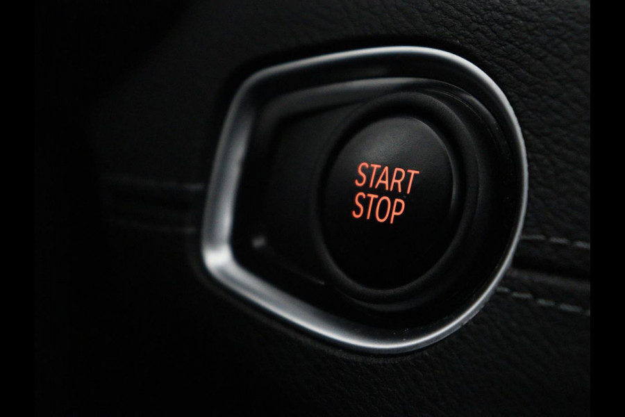 BMW X2 xDrive25e High Executive | Head-Up | Leder | Sportstoelen | Stoelverwarming | Park Assist | Navigatie | Full LED | Climate control | Bluetooth | Cruise control | Individual Storm Bay Metallic