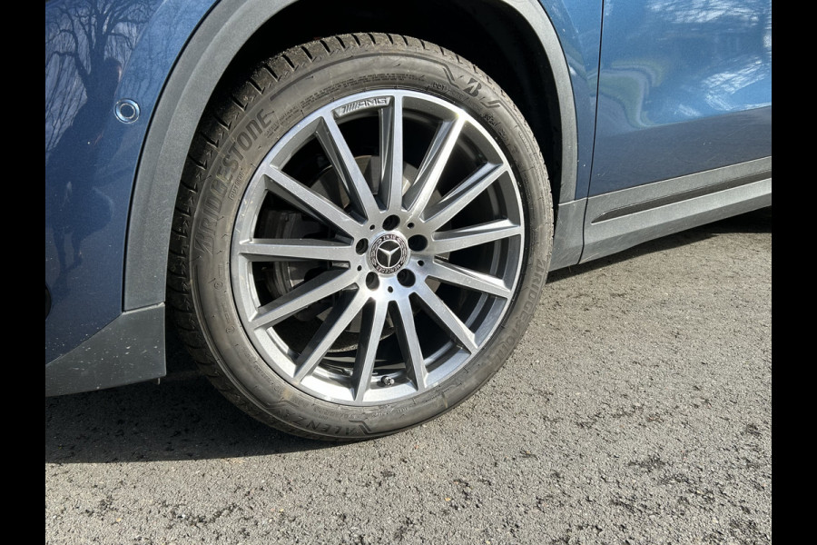 Mercedes-Benz GLA 250e AMG // Distronic // Headup // 360 Camera // MultiBeam // Keyless // 20" // Advanced Audio // Carplay