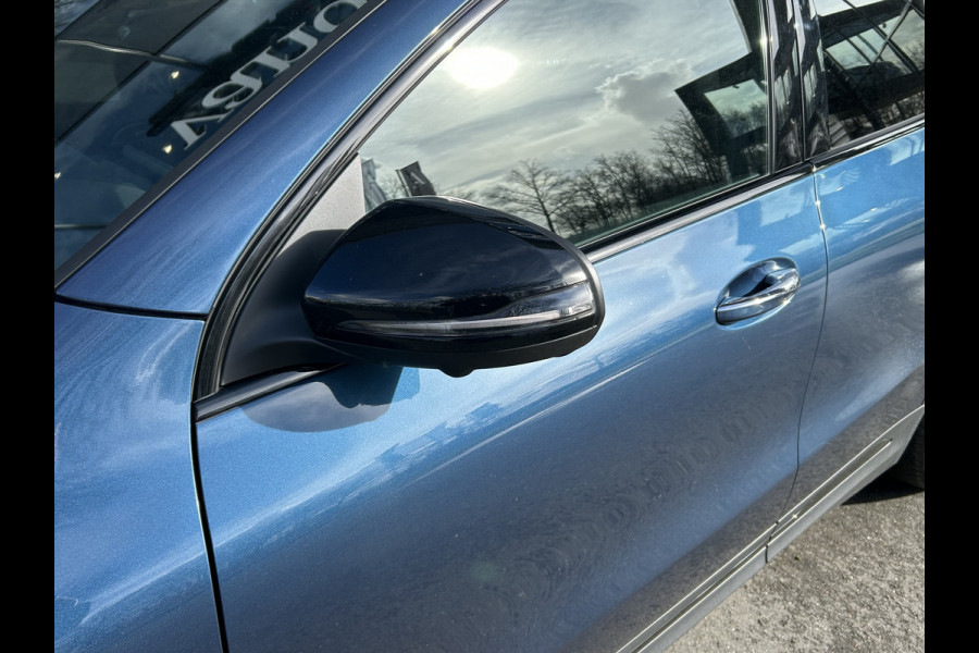 Mercedes-Benz GLA 250e AMG // Distronic // Headup // 360 Camera // MultiBeam // Keyless // 20" // Advanced Audio // Carplay