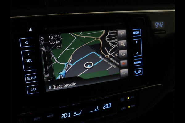 Toyota Auris 1.8 Hybrid Executive | 1e eigenaar | Stoelverwarming | Camera | Keyless | Navigatie | Climate control | Cruise control | Parkeerhulp | Bluetooth