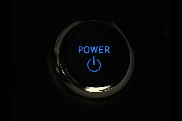 Toyota Auris 1.8 Hybrid Executive | 1e eigenaar | Stoelverwarming | Camera | Keyless | Navigatie | Climate control | Cruise control | Parkeerhulp | Bluetooth