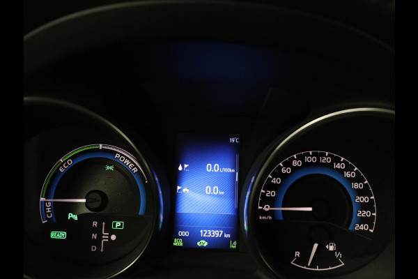 Toyota Auris 1.8 Hybrid Executive | 1e eigenaar | Stoelverwarming | Camera | Keyless | Navigatie | Climate control | Cruise control | Parkeerhulp | Bluetooth